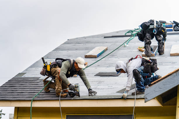 Professional Gutter Installation technician working in Glendora, NJ